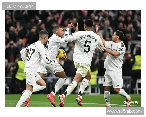 AC米兰友谊赛大胜皇马四球狂潮绝杀瞬间引发全场热烈反响