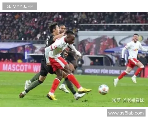 中超激战莱比锡逆转拜仁全场沸腾转会风云再起