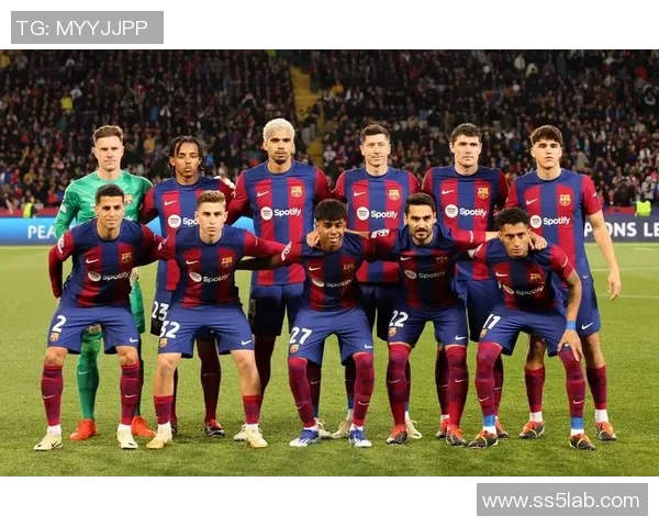 西甲焦点战巴萨与莱比锡握手言和乌龙球引发全场热议与转会传闻