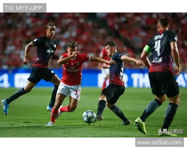 足总杯惊天冷门波尔图5-1大胜本菲卡帽子戏法引爆全场